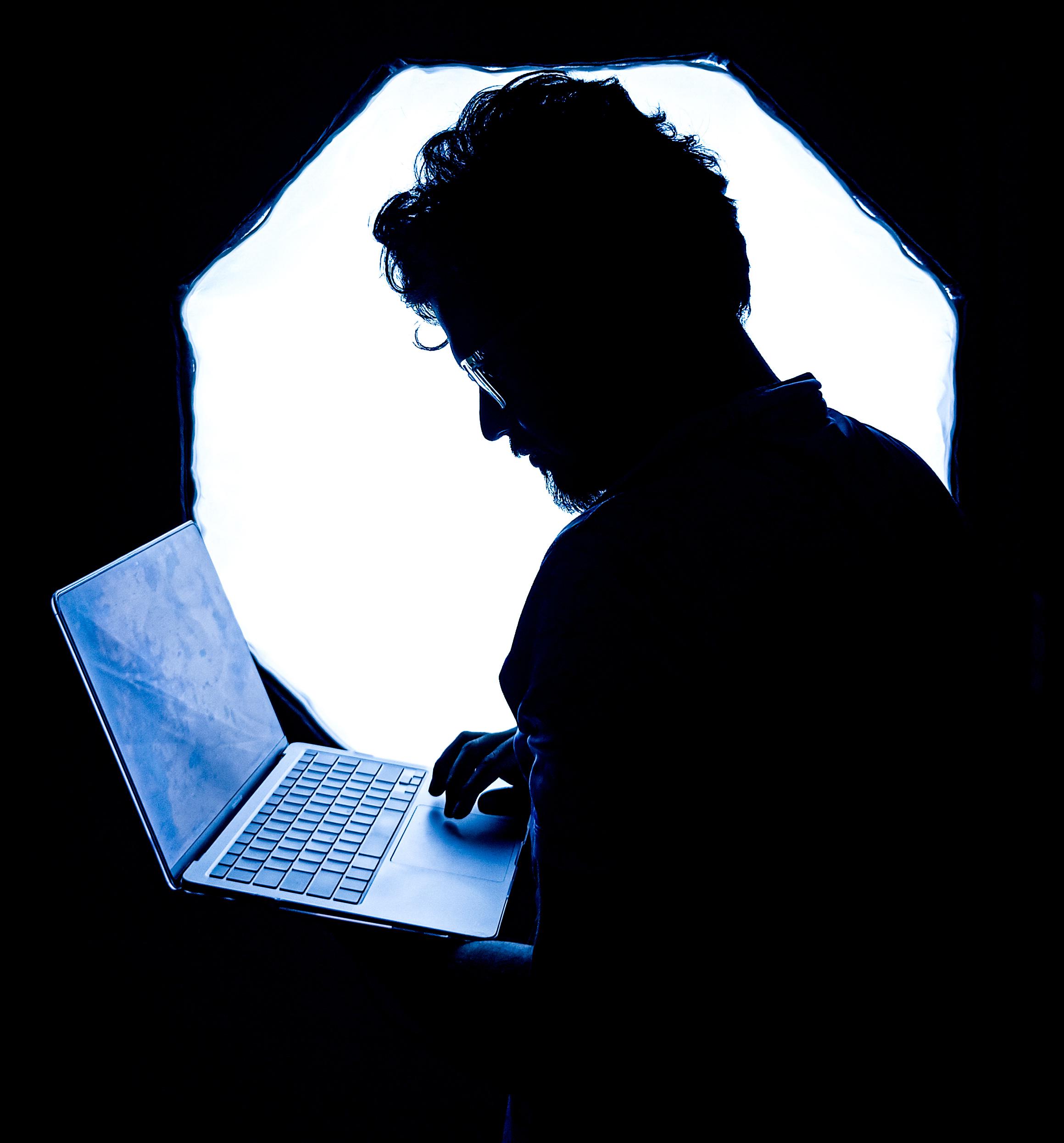 Who is Moovendhan the cybertechmind